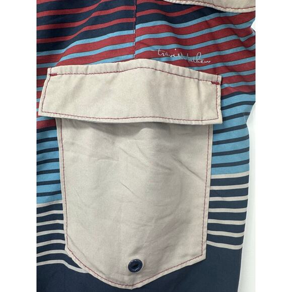 Travis Mathew Men's Swim Trunks Sz 35 Blue Colorful Striped No Liner Back Pocket - Picture 5 of 6